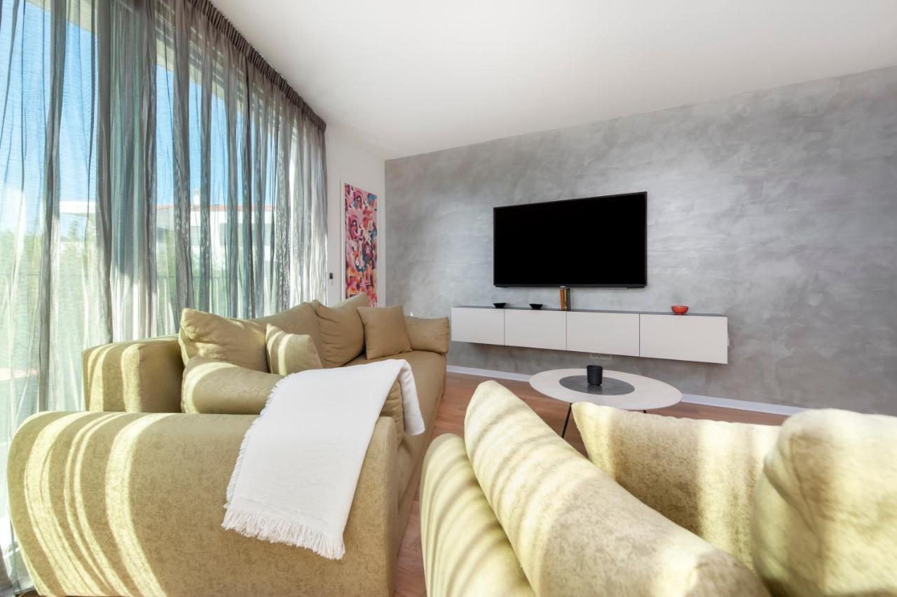 The Grand Apartment רוביני מראה חיצוני תמונה