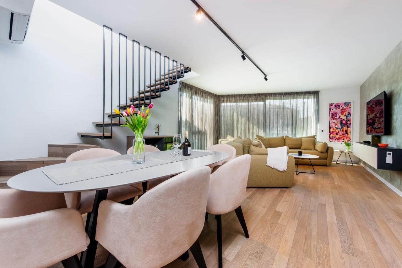 The Grand Apartment רוביני מראה חיצוני תמונה